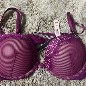 NEW With Tags Purple Victoria’s Secret Bombshell Plunge Bra Sz 34B
